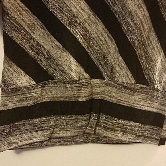 Top - Picture 3 of 4